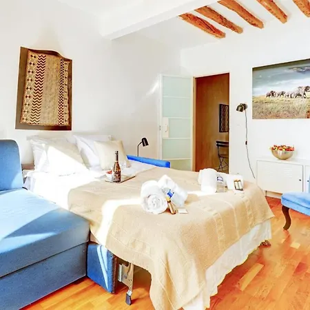 Bluestay 284 - Superbe Dans Le Marais Apartment